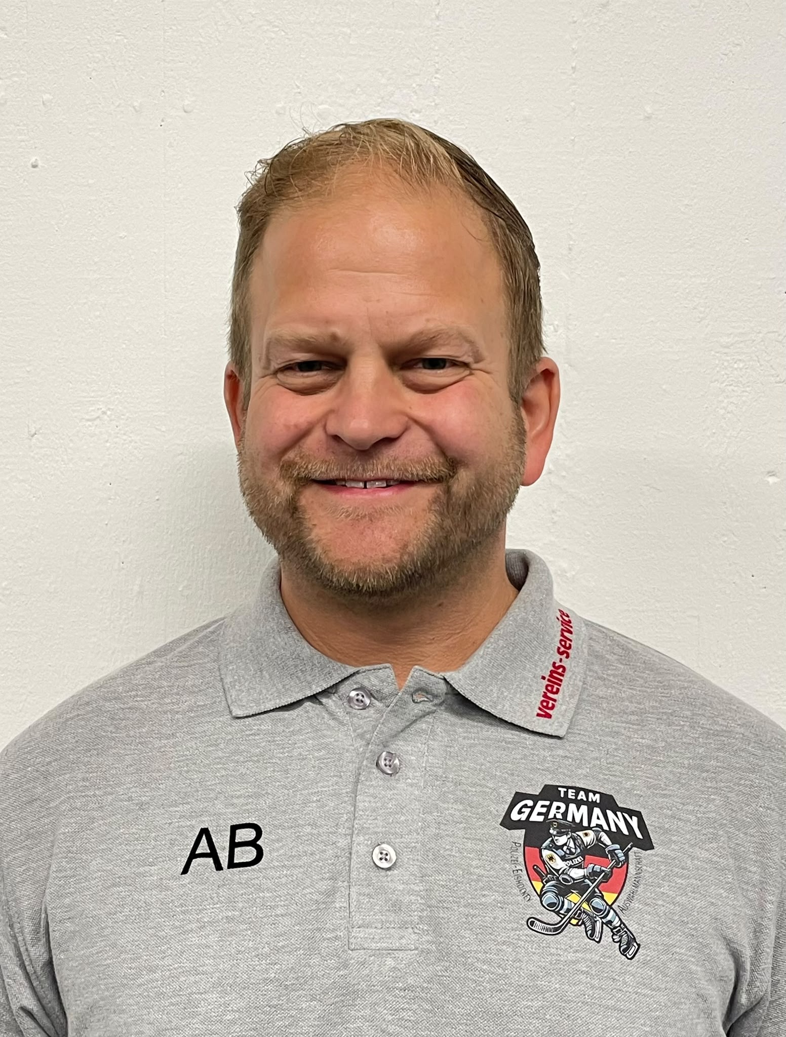 AB